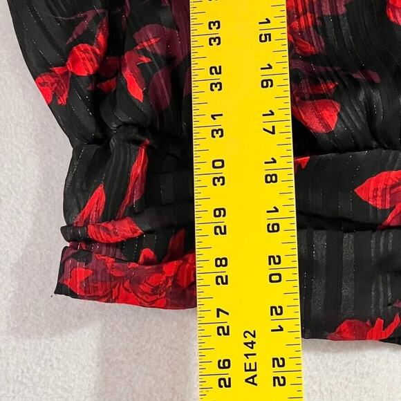 Lane Bryant Dress Shirt 16 Classic Black And Red Floral Flirty Cropped - Picture 13 of 13